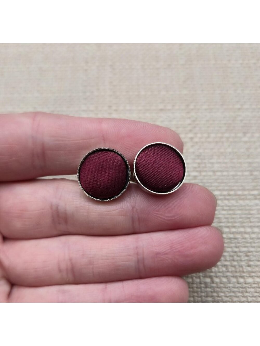Vintage Round Maroon Smooth Satin Fabric Insert Cufflinks A8935